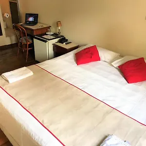Hotel Sao Jorge - Proximo A 25 De Março, Brás, Mercado Municipal Sp, São Paulo